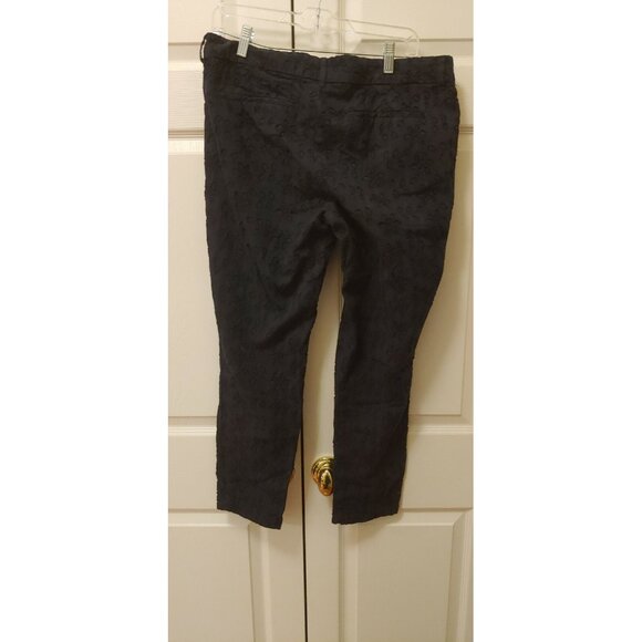 Women Old Navy The Diva Solid Blue Eyelet Ankle Pants Size 12 Regular - Picture 4 of 4